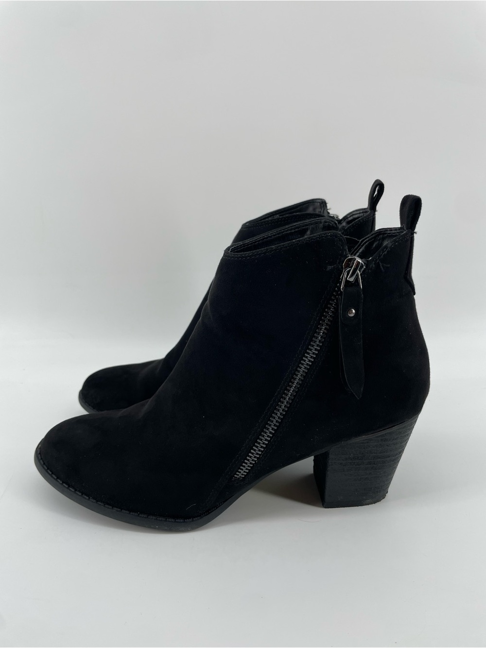 Carlos by Carlos Santana Ankle Booties Black Suede Block Heel 9